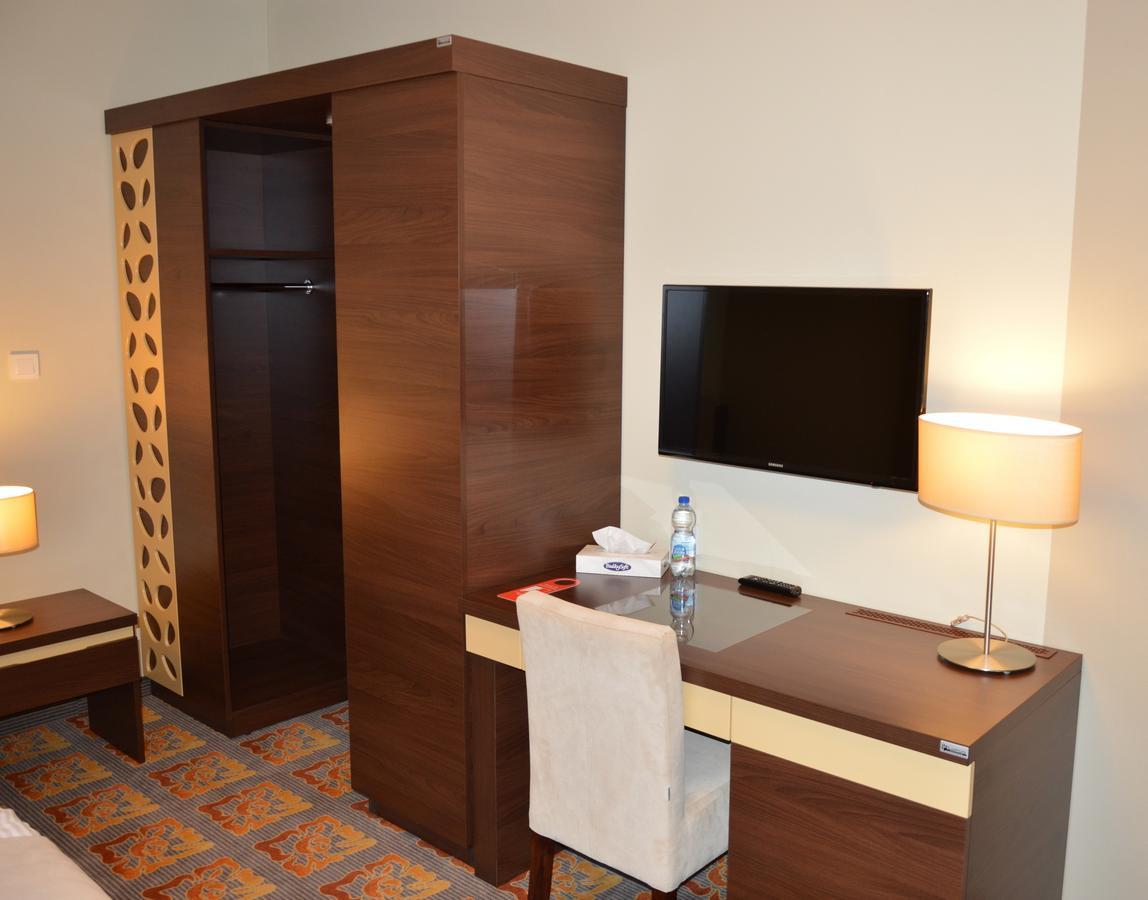 Hotel Via Baltica Łomża Eksteriør bilde